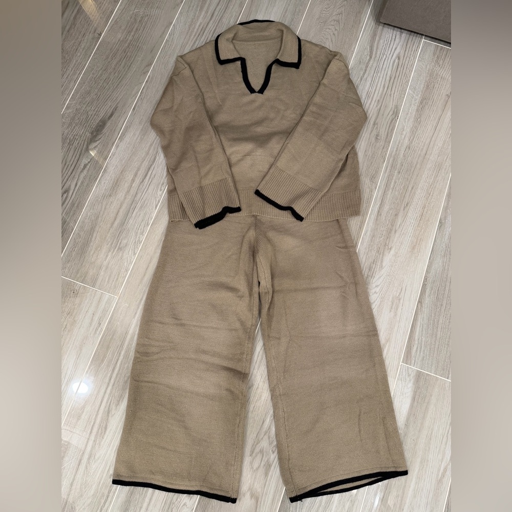 Relaxed Knit Top and Wide-Leg Pants Matching Set Size L - Taupe